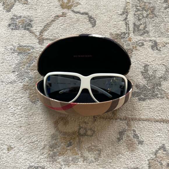 Burberry Oversized White Sunglasses with Signature Plaid...